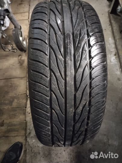 Maxxis MA-Z4S Victra 235/55 R17 103W