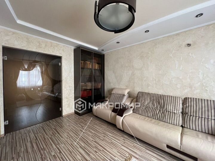 3-к. квартира, 64,8 м², 3/10 эт.