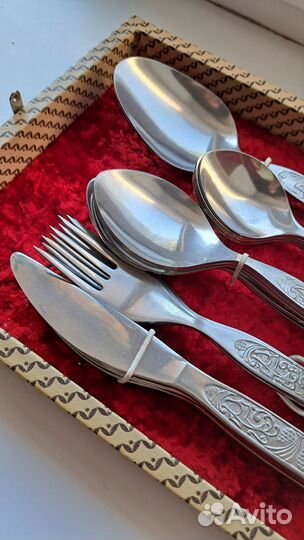 Набор столовых приборов