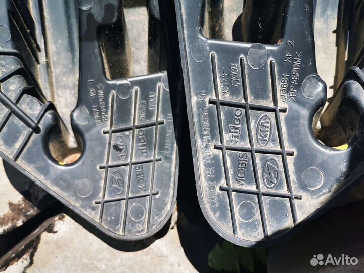 Заглушки в бампер на Kia Rio 3