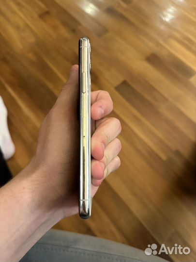 iPhone 11 Pro, 64 ГБ