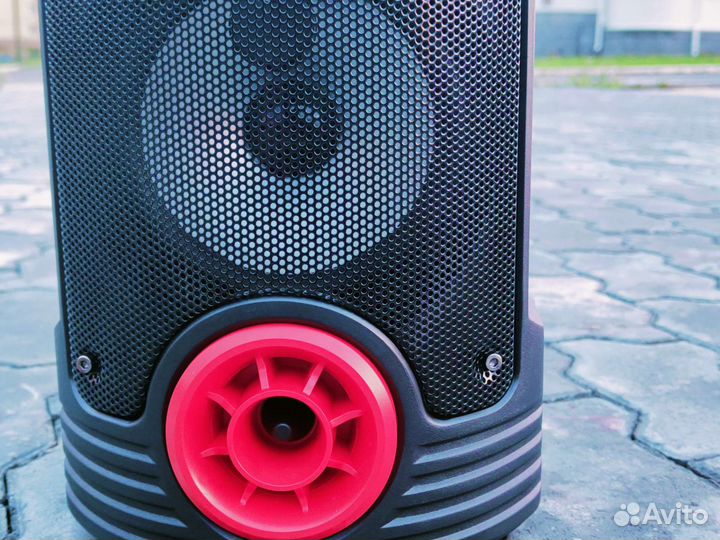 Мощная портативная колонка