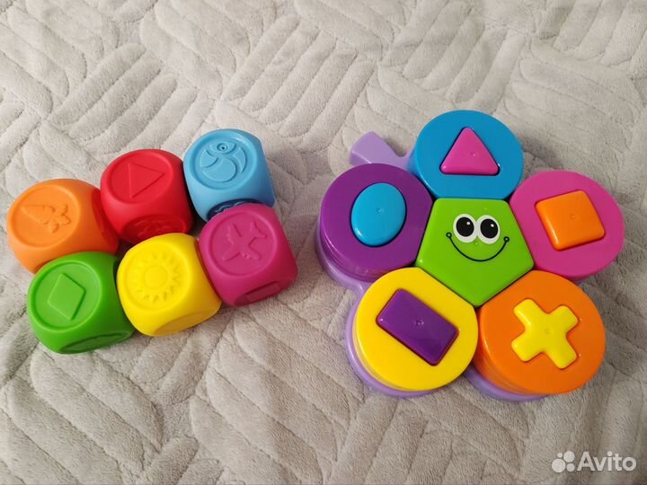 Развивающие игрушки пакетом