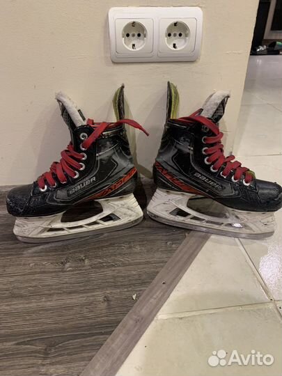Хоккейные коньки bauer vapor x2.9
