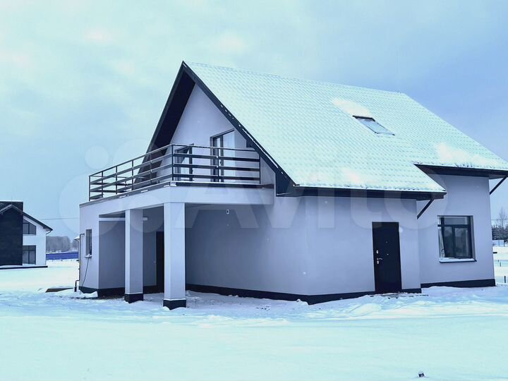 Коттедж 215 м² на участке 15 сот.