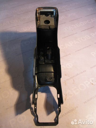 Подлокотник центральный Ниссан Альмера Классик