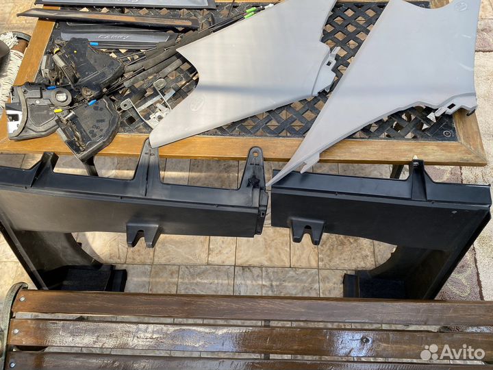 Детали салона Toyota Camry 55