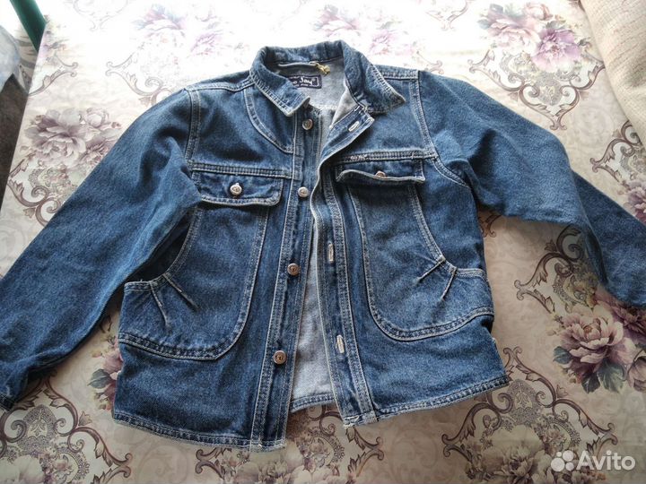 Джинсовая куртка