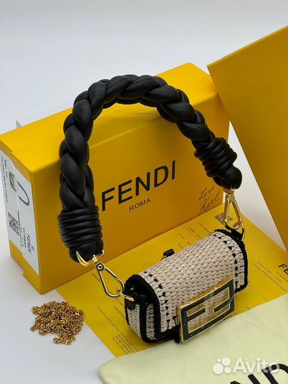 Сумка женская Fendi nano baguette