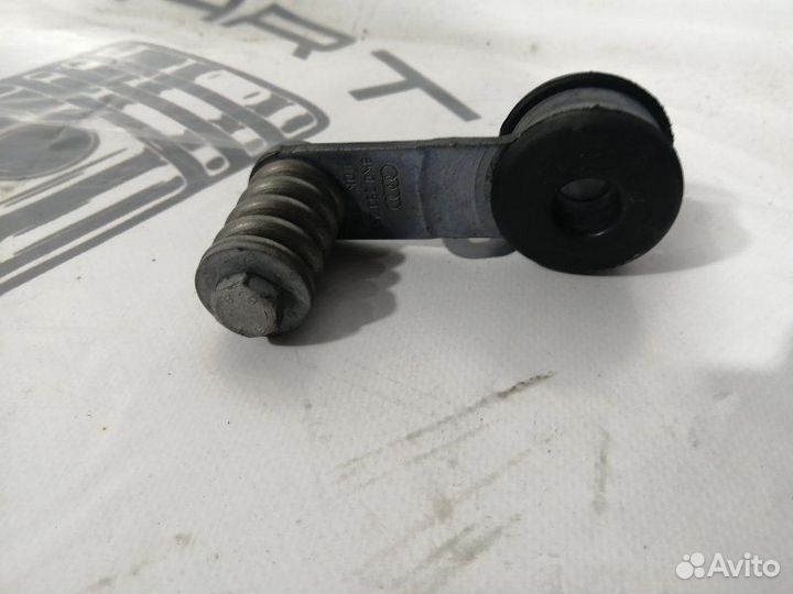 Кронштейн глушителя Audi A4 (B8, 8k5) 2007-2015