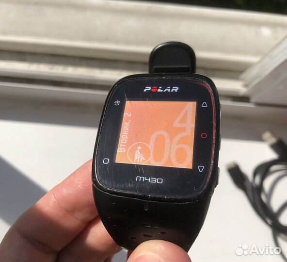 Часы Polar m430