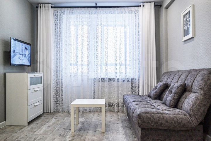 2-к. квартира, 48 м², 8/25 эт.
