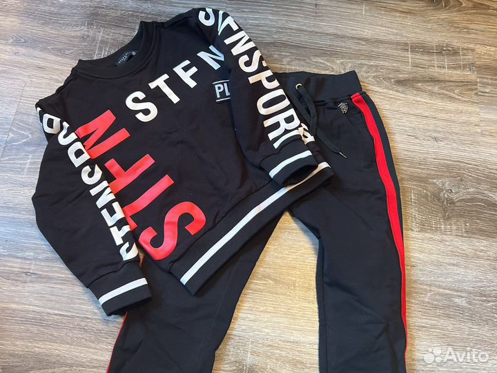 Костюм на мальчикп