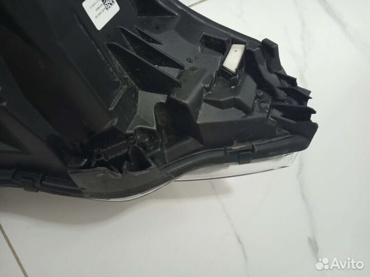 Фара левая Рено Аркана