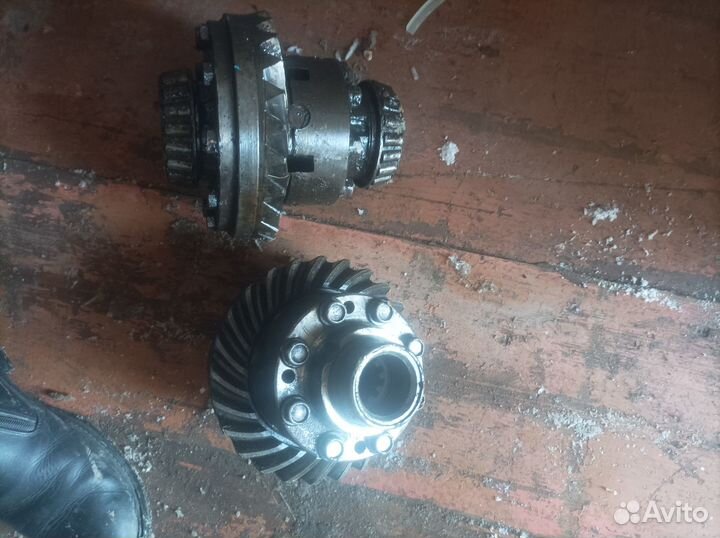 Продам дифференциал от военного моста на УАЗ и др