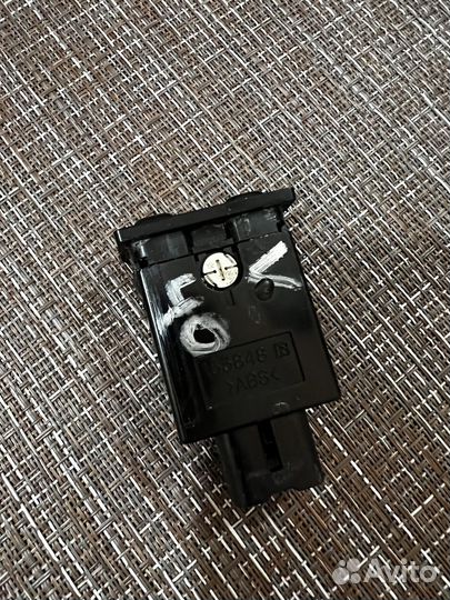 Кнопки подогрева сидений Toyota Camry XV40