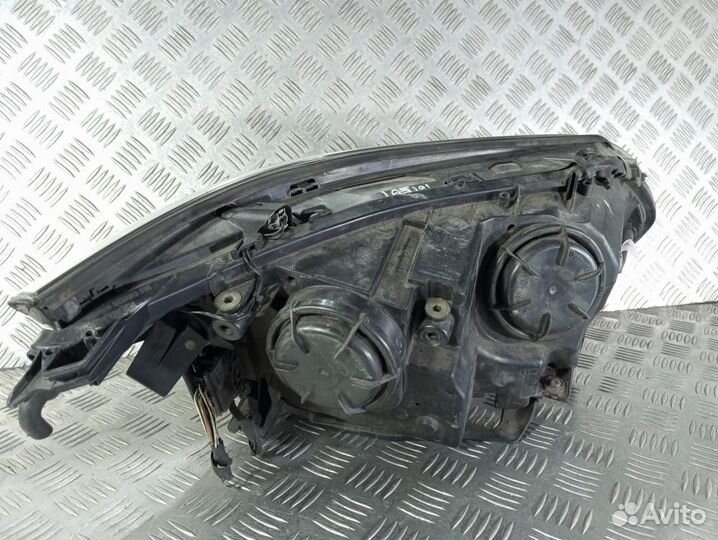 Б/У Б/У Фара левая Из Европы. 15872100 BMW
