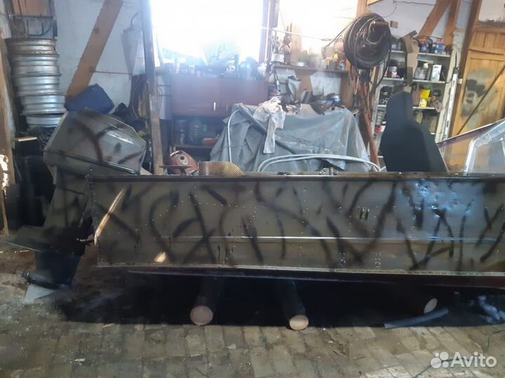 Катер Прогресс 4