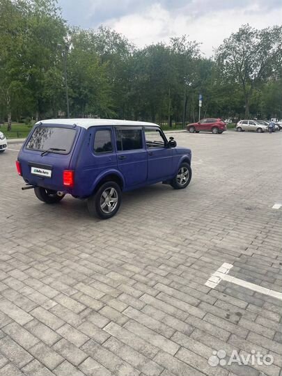 LADA 4x4 (Нива) 1.7 МТ, 2001, 220 000 км