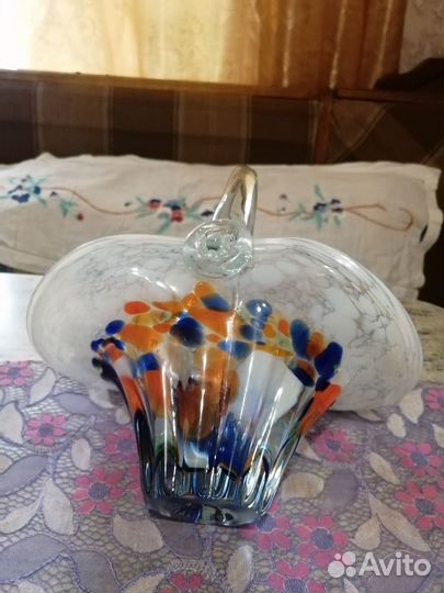 Ваза конфетница цветное стекло