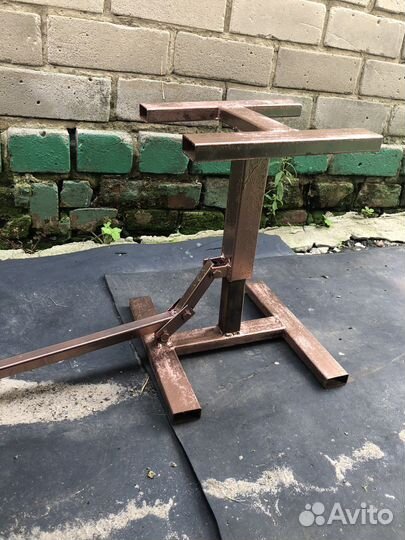 Домкрат на мотоцикл (эндуро)