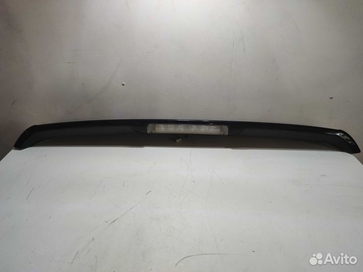 Спойлер крышки багажника Toyota RAV4 30