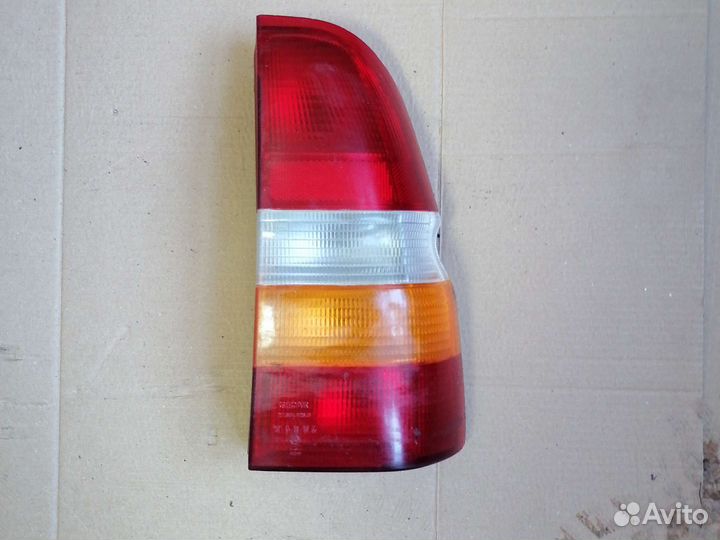 Фонарь задний правый Ford Escort 5 91AG13A602