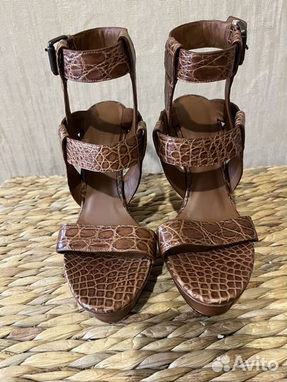 Bottega Veneta, босоножки