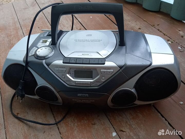 Музыкальный центр philips