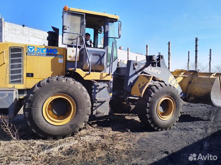 Фронтальный погрузчик XCMG ZL50FV, 2018