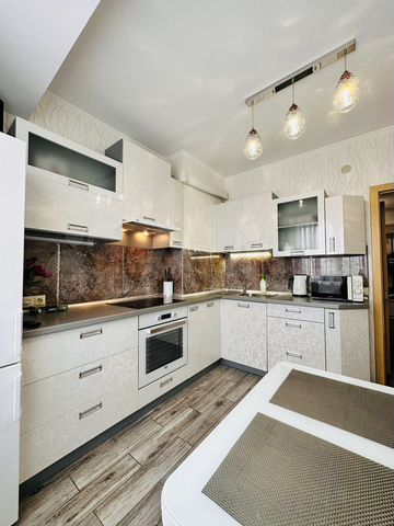 1-к. квартира, 40 м², 9/18 эт.