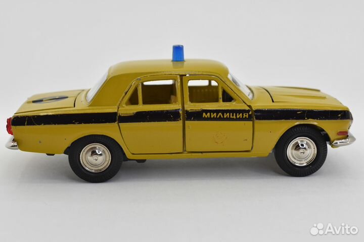 Волга Газ 24 Милиция гаи модель 1:43
