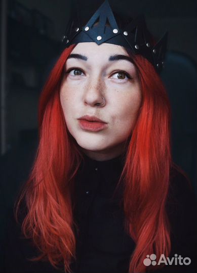 Корона из кожи