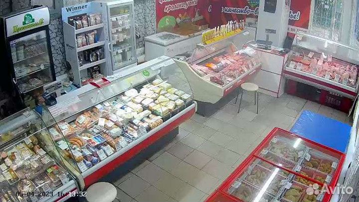 Продавец в продуктовый магазин