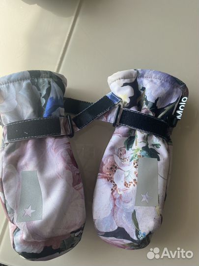 Варежки molo mitzy still life