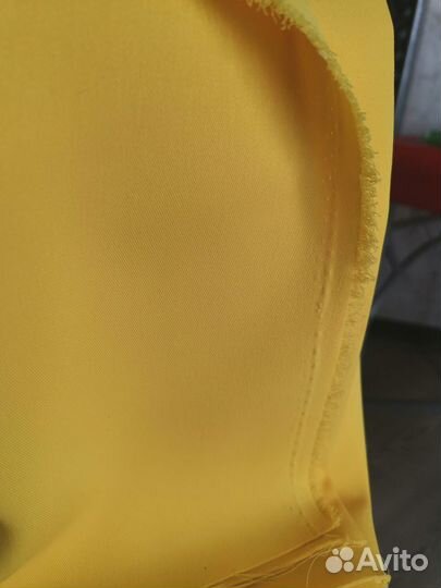 Отрезы ткани разные