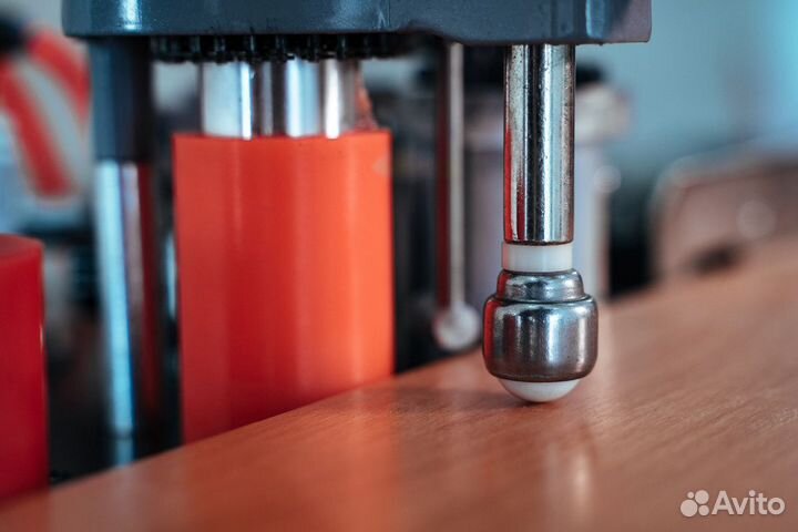 Кромкооблицовочный станок DM-105