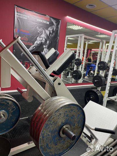 Тренажер для жима гак