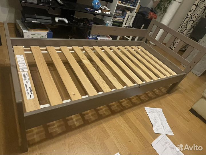 Детская кровать IKEA с матрасом