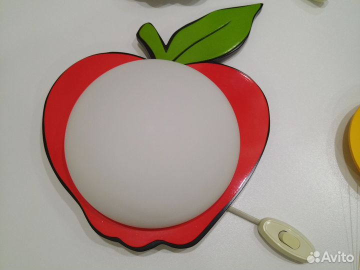 Светильник детский IKEA настенный 3шт и потолочный