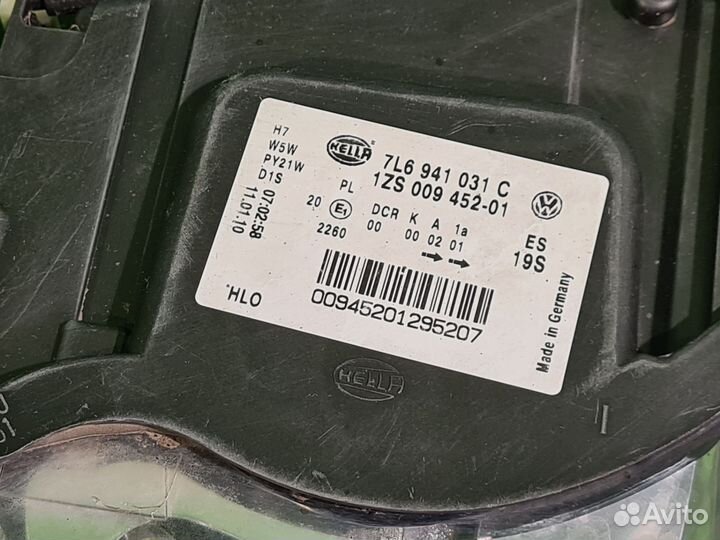 Фара левая VW Touareg 2 2002-2010