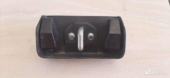 Ответная часть замка багажника Mercedes W203