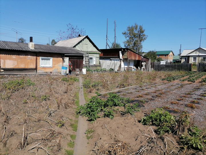 Дом 33,8 м² на участке 21,5 сот.