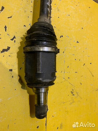 Привод левый передний Toyota Land Cruiser Prado