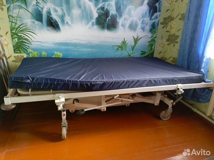 Кровать для лежачих больных