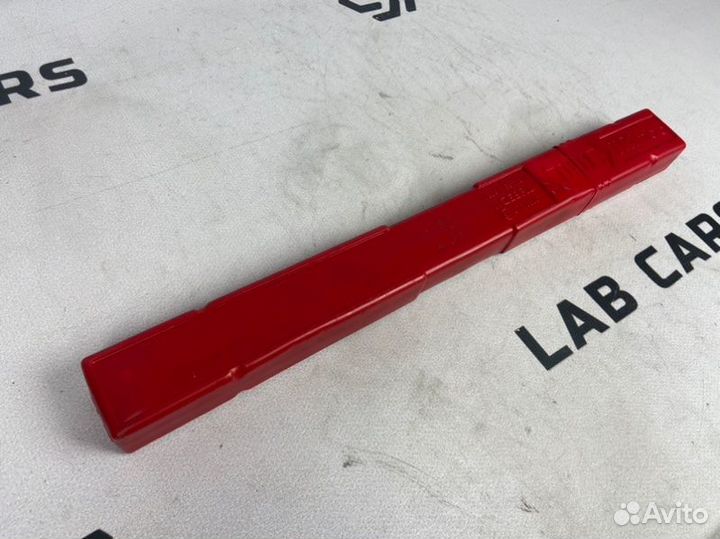 Знак аварийной остановки Audi A5 8T cala 3.2 FSI