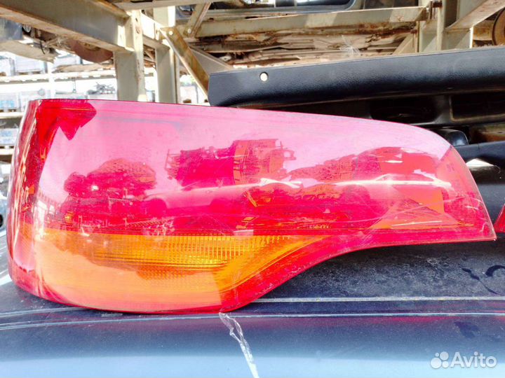 Задний фонарь Ауди ку7 2009г