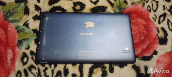 Планшет Digma Optima 10.8