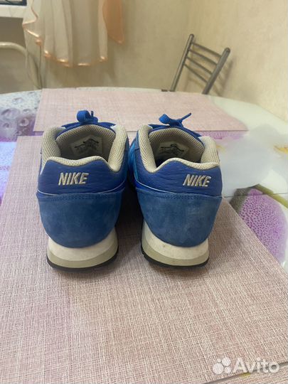 Кроссовки nike 37,5 р