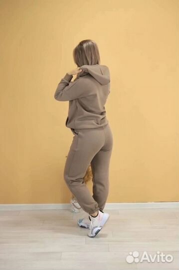 Пошив женской одежды